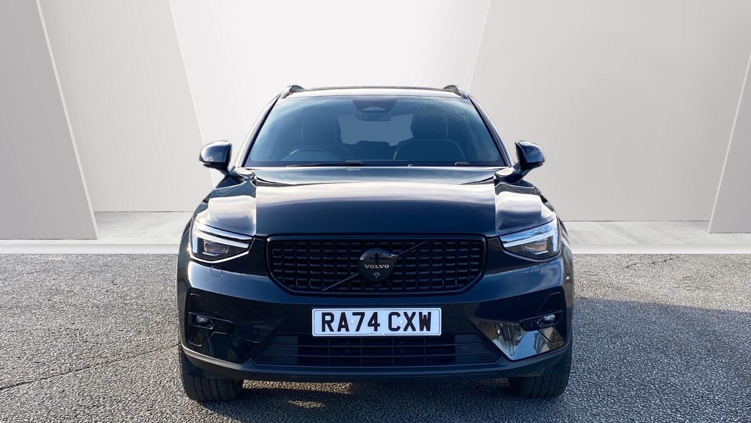 Used Volvo XC40 2025 for sale - 77901460: Photo 8