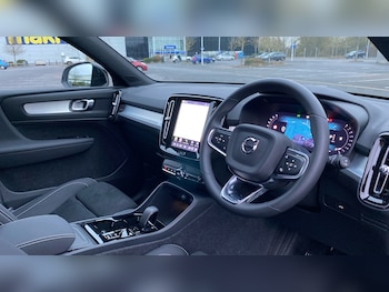 Used Volvo XC40 2025 for sale - 76818736: Photo