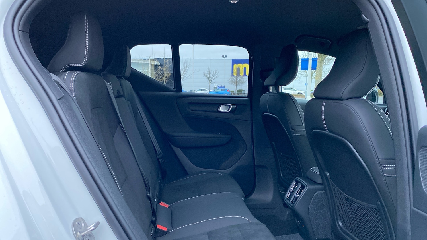 Used Volvo XC40 2025 for sale - 76818736: Photo 6