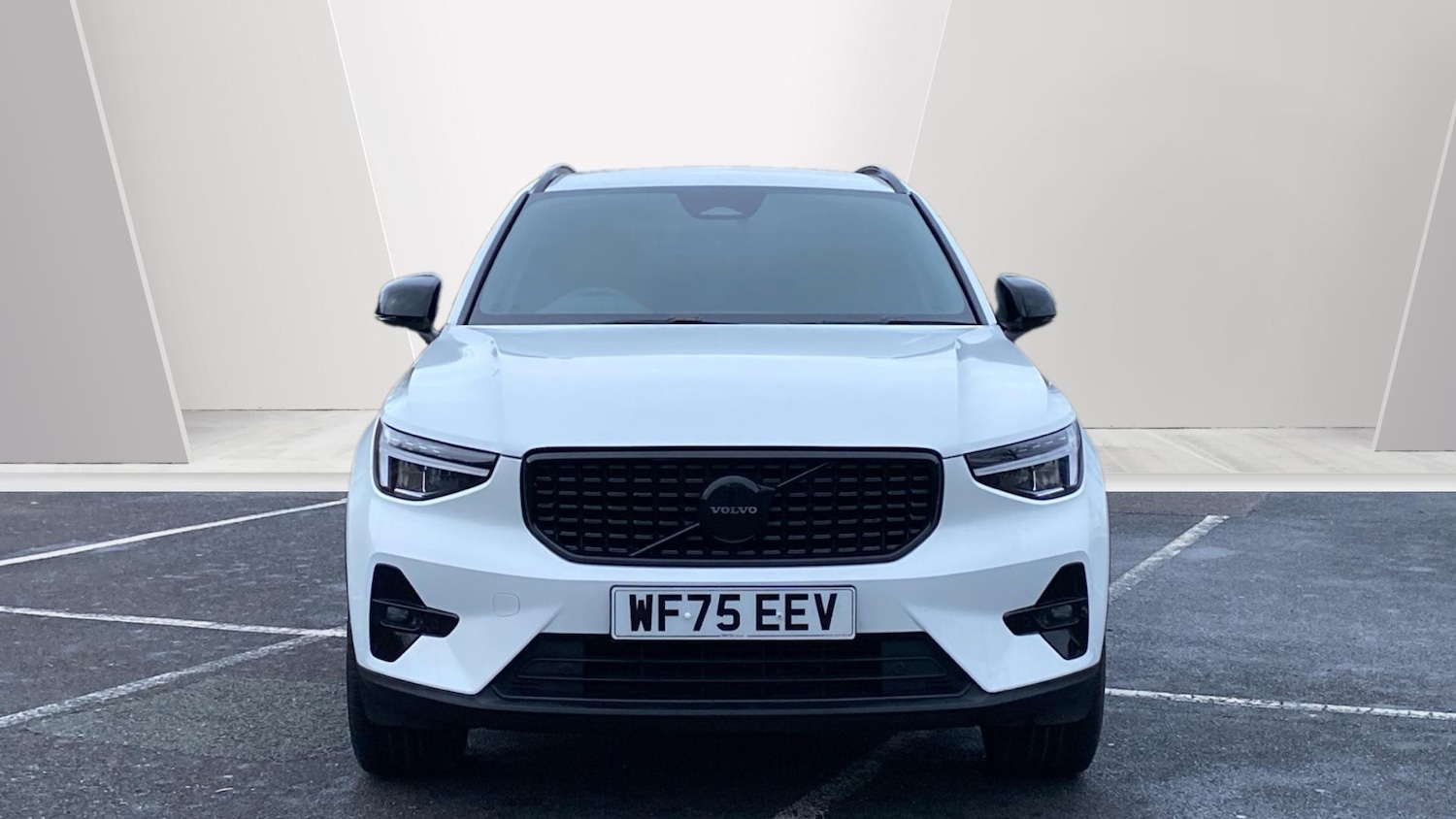 Used Volvo XC40 2025 for sale - 76818736: Photo 8