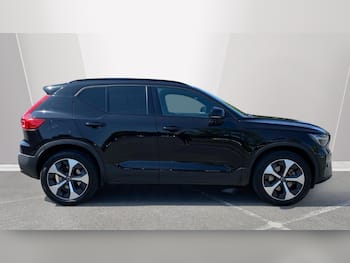 Used Volvo XC40 2025 for sale - 79455901: Photo