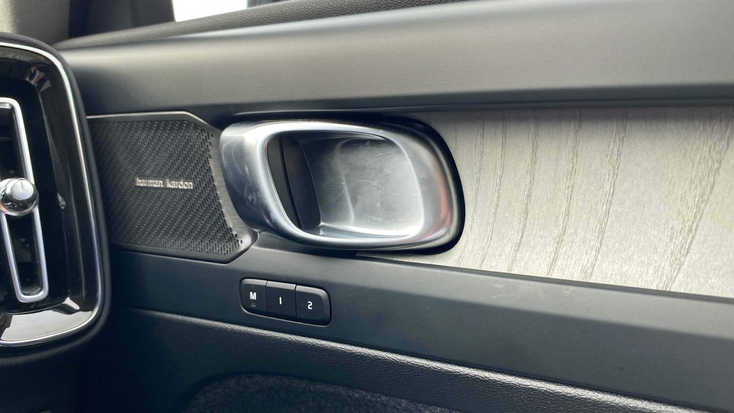 Used Volvo XC40 2025 for sale - 77818690: Photo 30