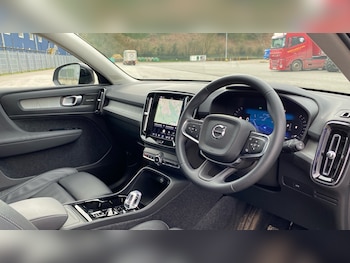 Used Volvo XC40 2025 for sale - 77818690: Photo