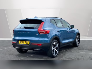 Used Volvo XC40 2025 for sale - 78669345: Photo