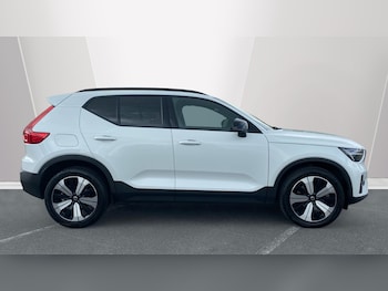Used Volvo XC40 2023 for sale - 78311375: Photo