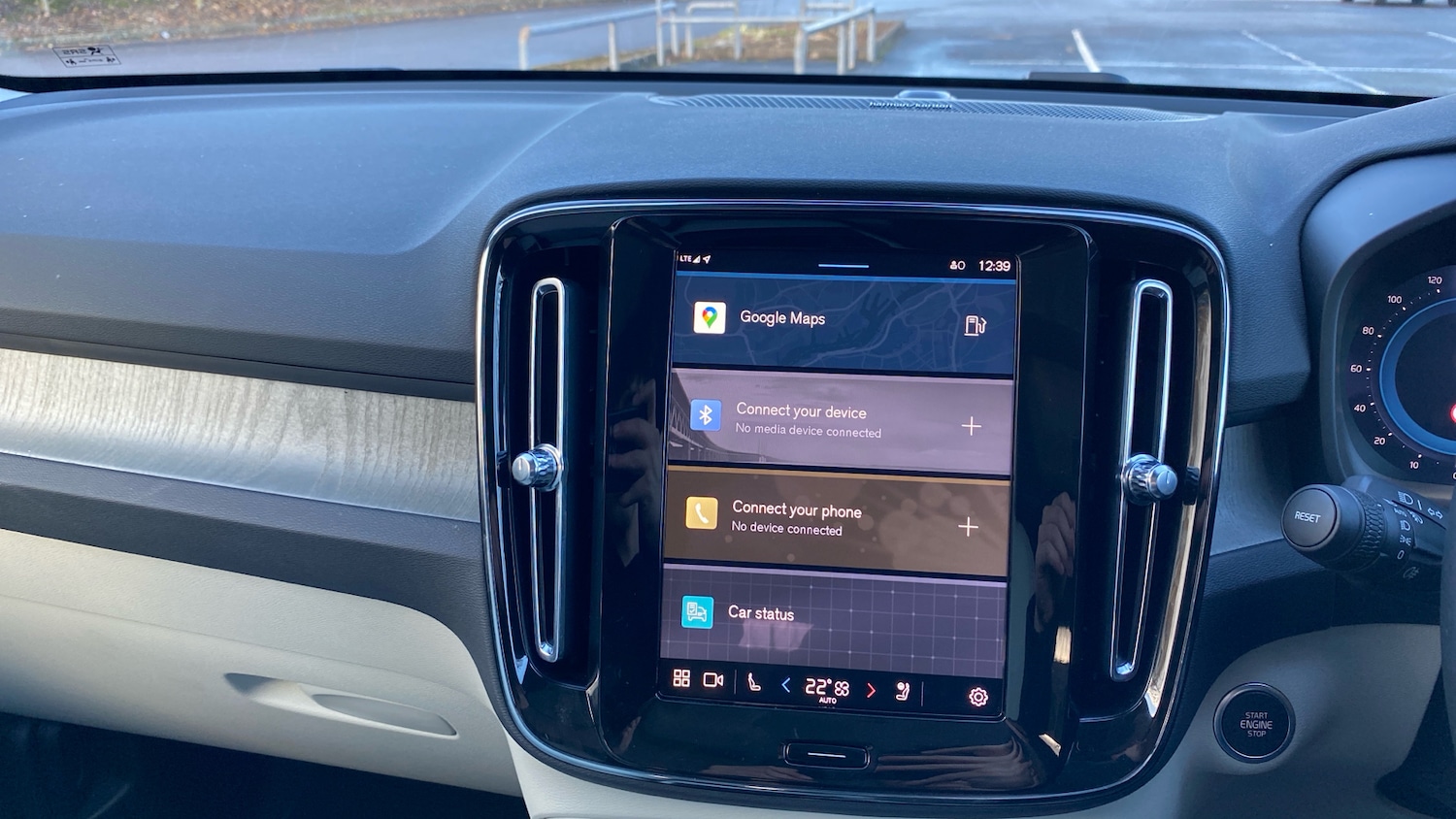 Used Volvo XC40 2025 for sale - 76807386: Photo 12