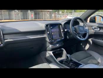 Used Volvo XC40 2023 for sale - 75334976: Photo