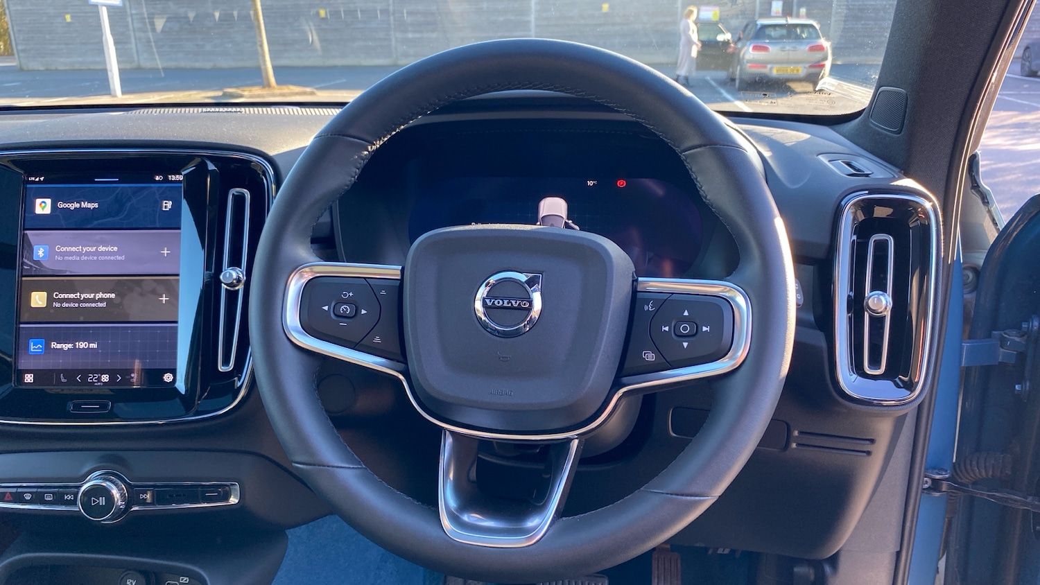 Used Volvo XC40 2022 for sale - 76653294: Photo 10