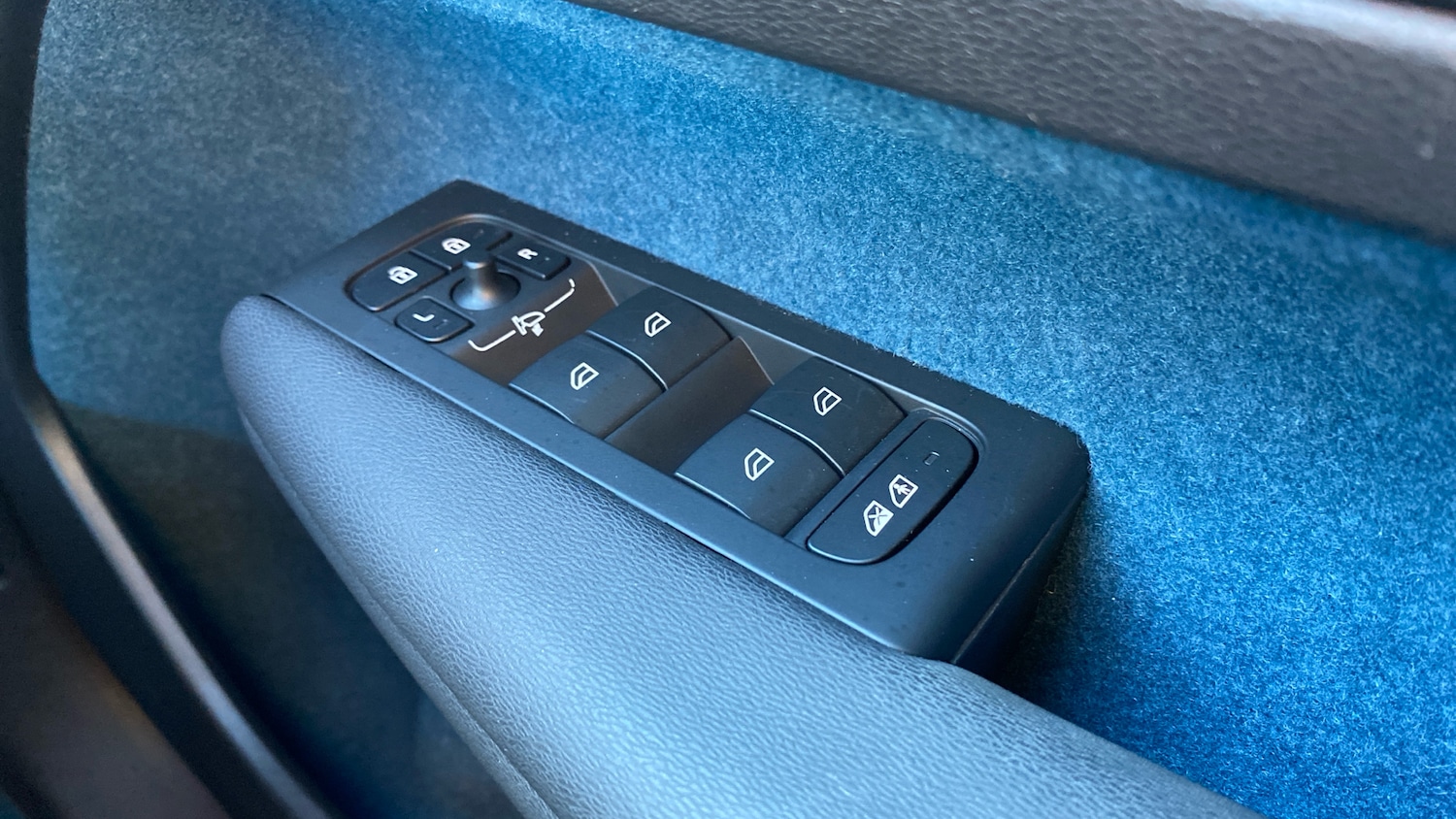 Used Volvo XC40 2022 for sale - 76653294: Photo 19