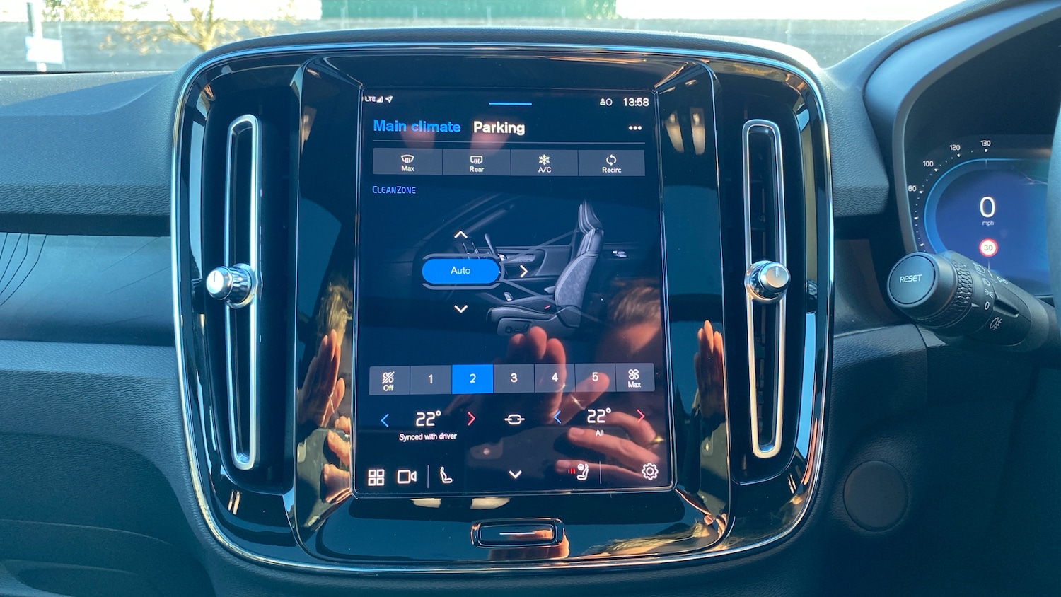 Used Volvo XC40 2022 for sale - 76653294: Photo 27