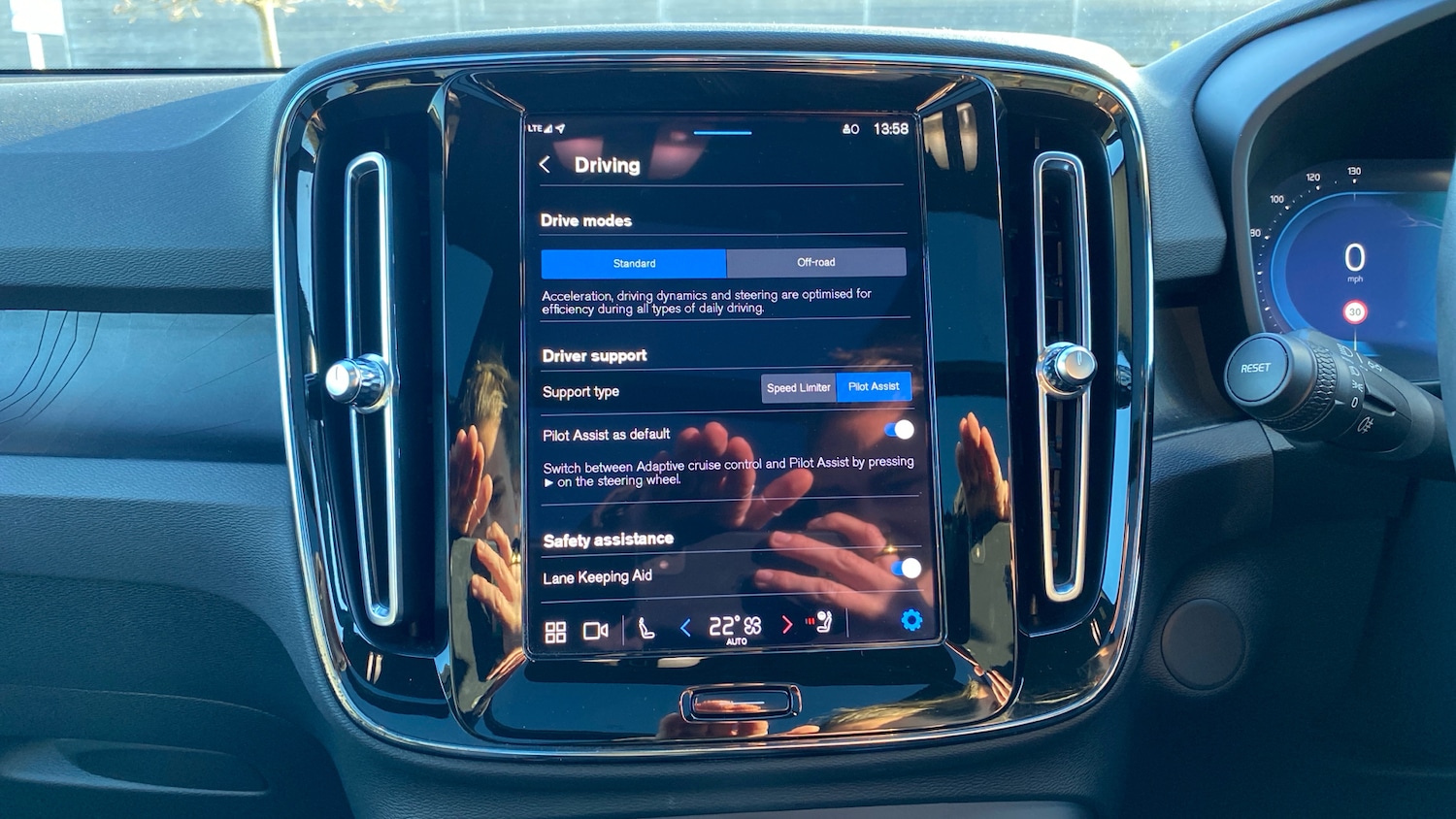 Used Volvo XC40 2022 for sale - 76653294: Photo 31