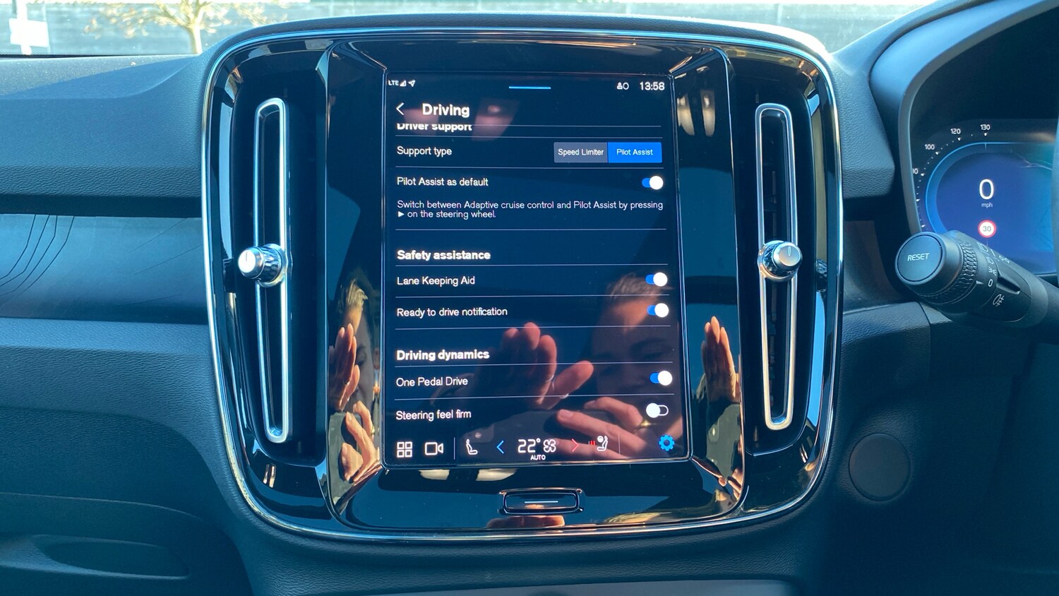 Used Volvo XC40 2022 for sale - 76653294: Photo 32