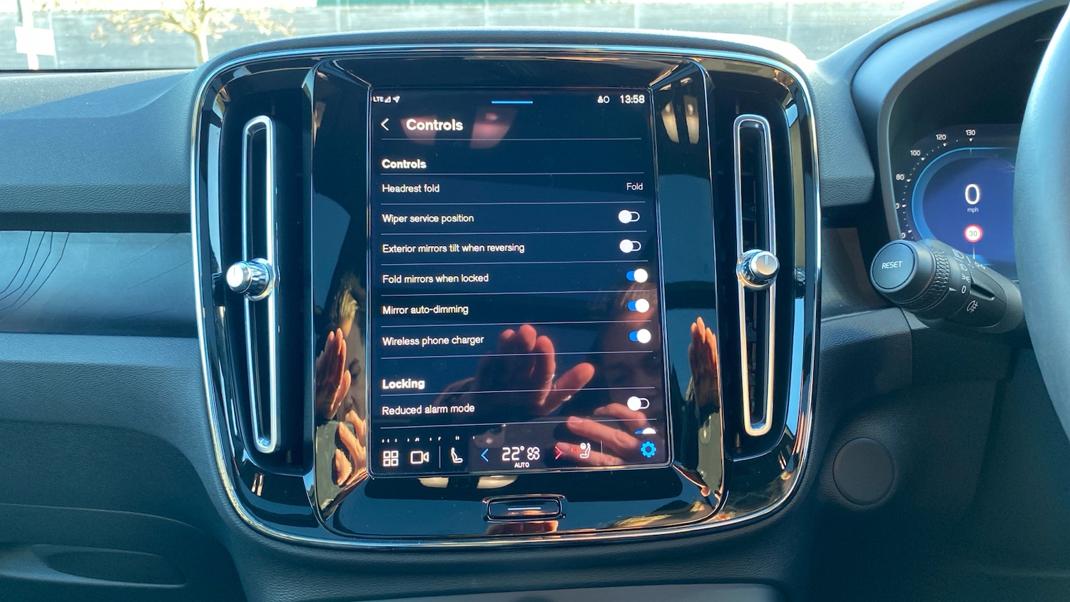 Used Volvo XC40 2022 for sale - 76653294: Photo 33