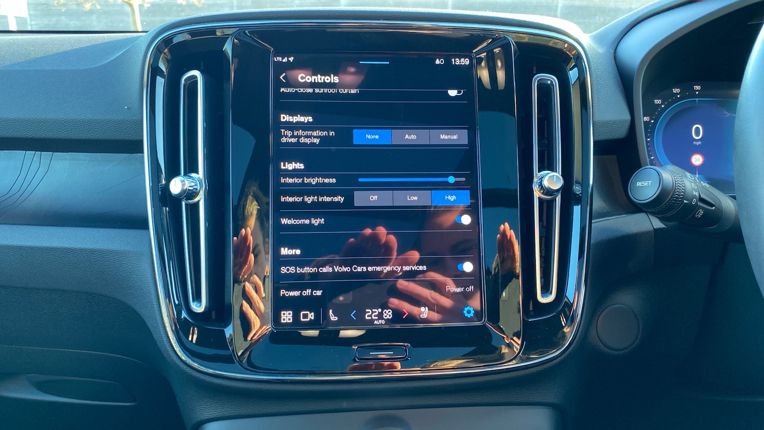 Used Volvo XC40 2022 for sale - 76653294: Photo 35