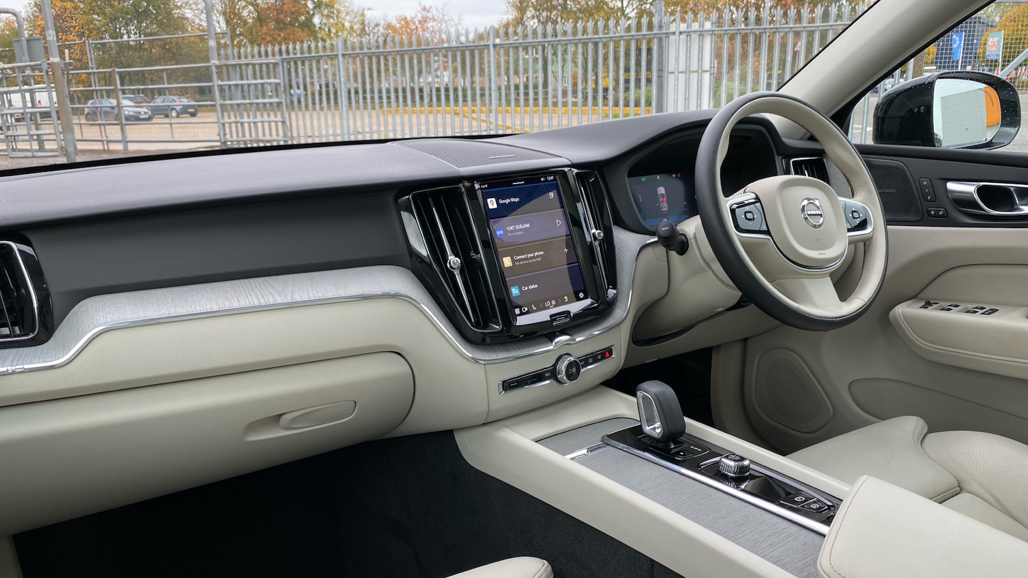 Used Volvo XC60 2025 for sale - 76653217: Photo 4