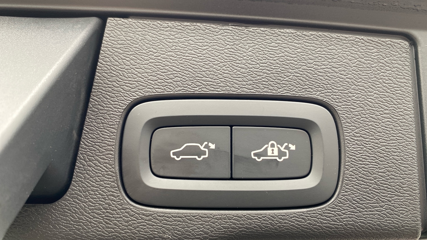 Used Volvo XC60 2025 for sale - 76653217: Photo 45