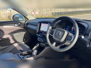 Used Volvo XC40 2025 for sale - 77819534: Photo