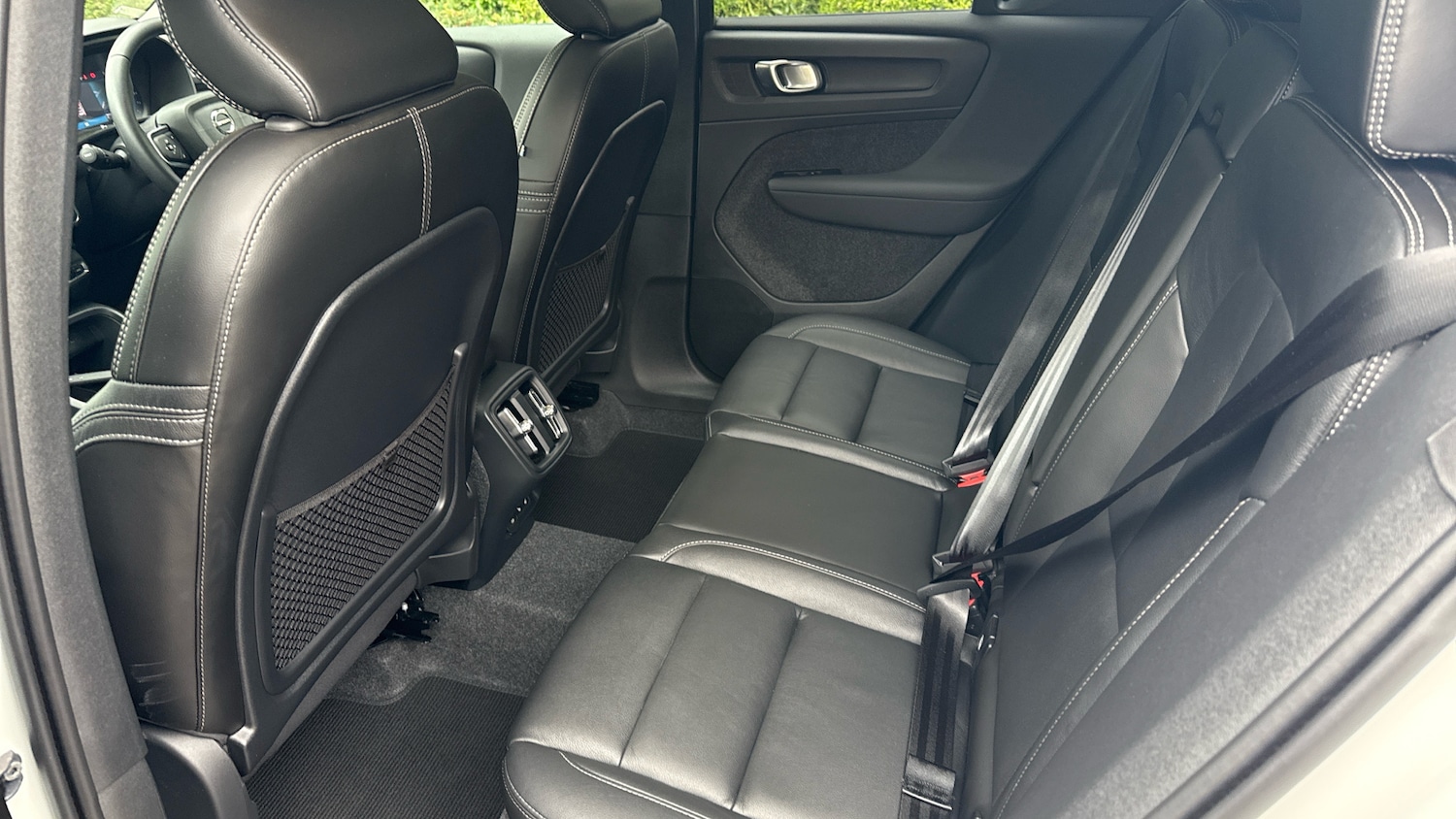 Used Volvo XC40 2024 for sale - 77323778: Photo 10