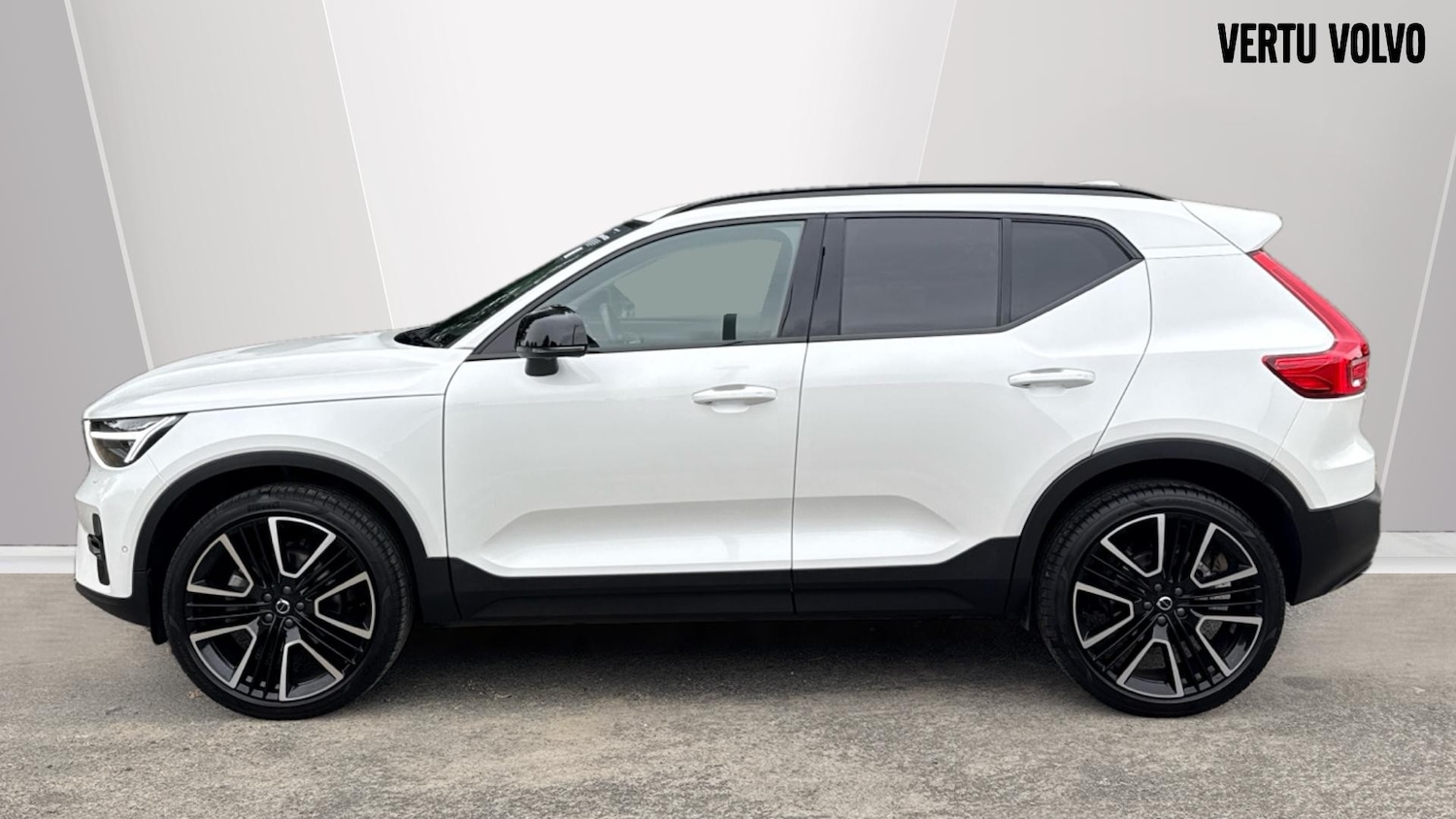 Used Volvo XC40 2024 for sale - 77323778: Photo 8