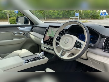 Used Volvo XC90 2025 for sale - 79494880: Photo