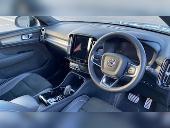 Used Volvo XC40 2022 for sale - 77631190: Photo