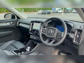 Used Volvo XC40 2025 for sale - 78457047: Photo