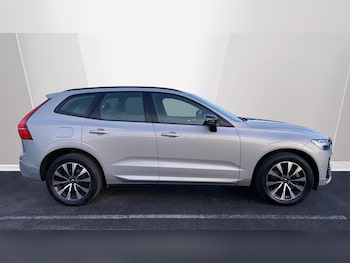 Used Volvo XC60 2023 for sale - 77046499: Photo