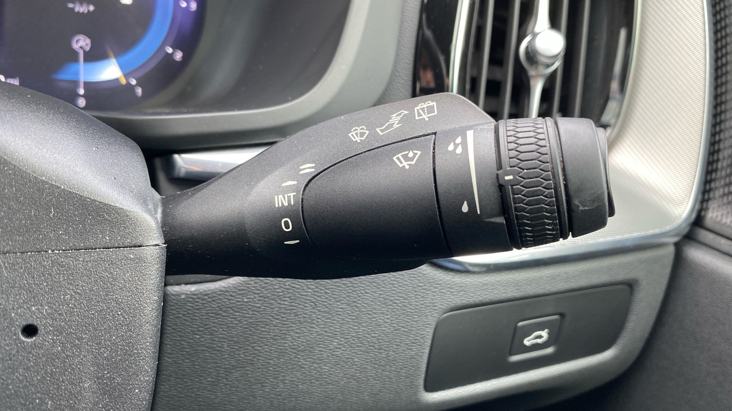 Used Volvo XC60 2022 for sale - 76907633: Photo 19