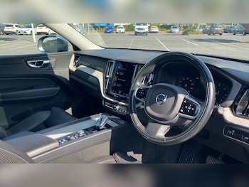 Used Volvo XC60 2021 for sale - 79296368: Photo