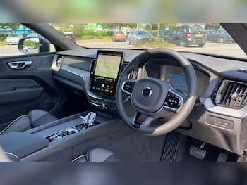 Used Volvo XC60 2026 for sale - 79519062: Photo
