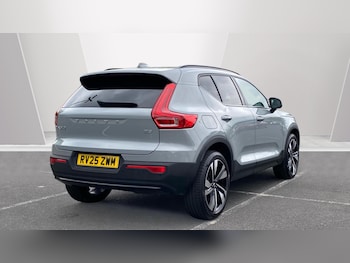 Used Volvo XC40 2025 for sale - 78370121: Photo