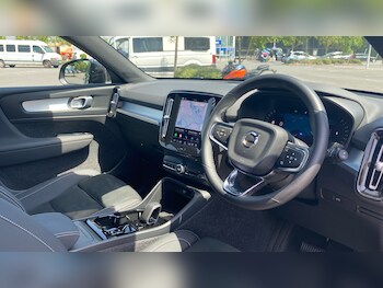 Used Volvo XC40 2025 for sale - 79004114: Photo