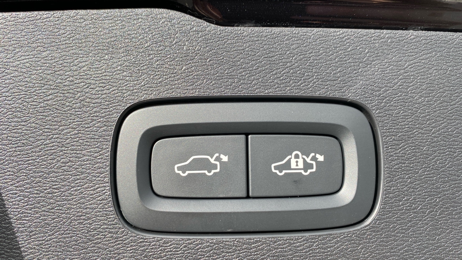 Used Volvo V60 2025 for sale - 77282919: Photo 29