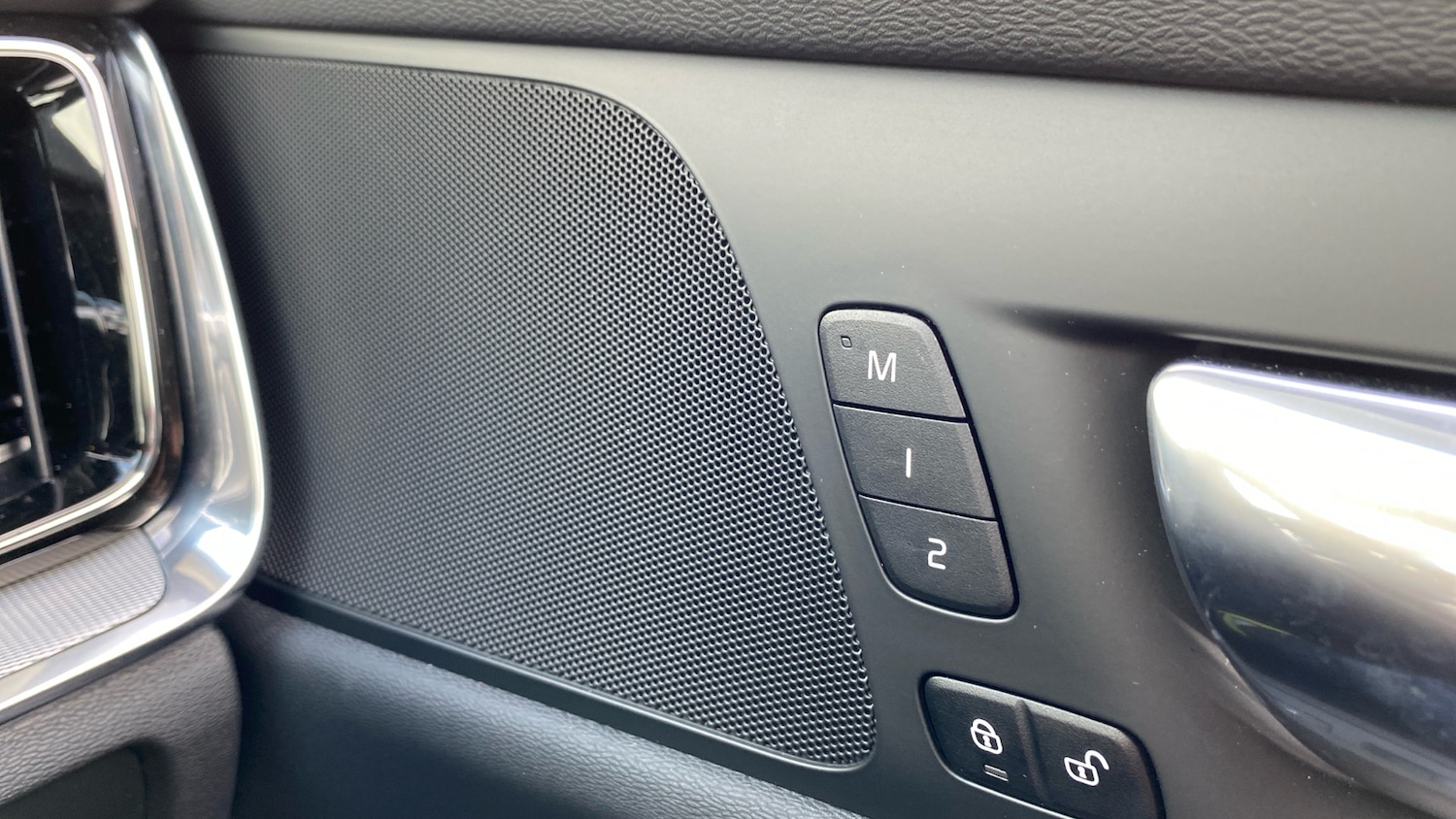 Used Volvo V60 2025 for sale - 77282919: Photo 31