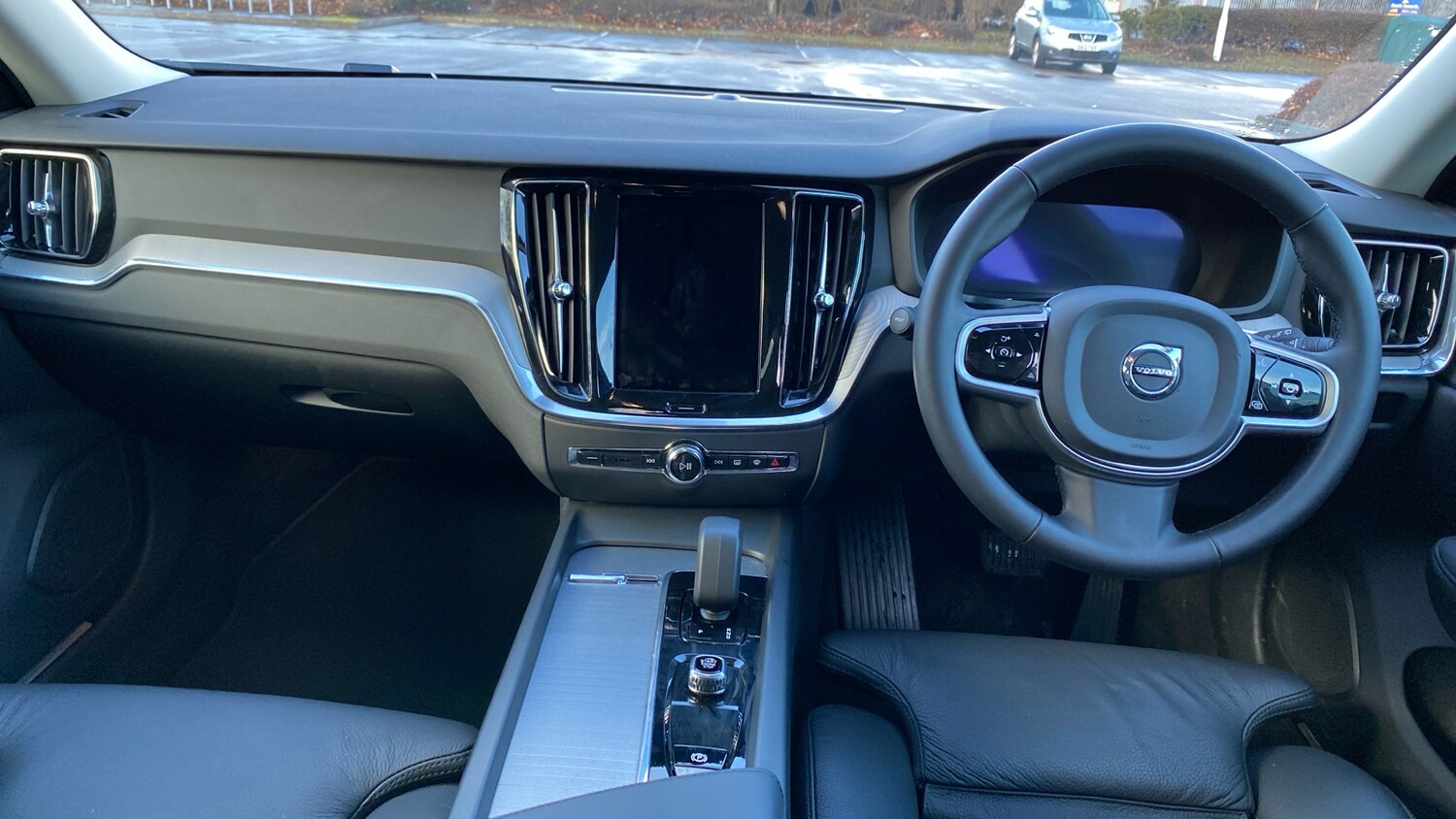 Used Volvo V60 2025 for sale - 77282919: Photo 5