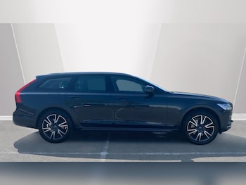 Used Volvo V90 2020 for sale - 79491413: Photo