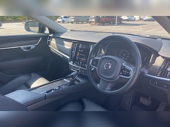 Used Volvo V90 2020 for sale - 79491413: Photo