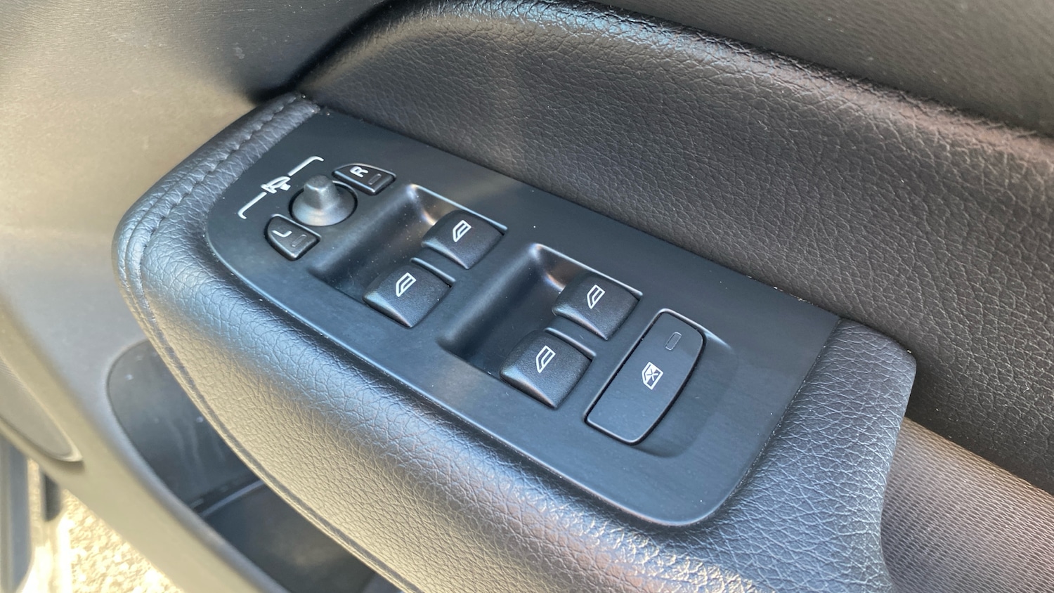 Used Volvo XC60 2021 for sale - 76684740: Photo 20