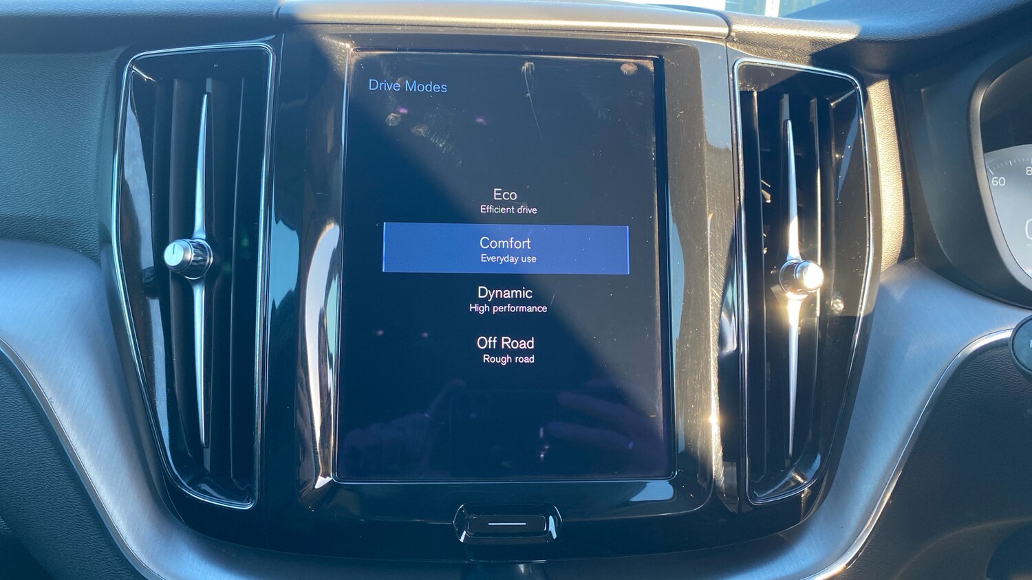 Used Volvo XC60 2021 for sale - 76684740: Photo 31