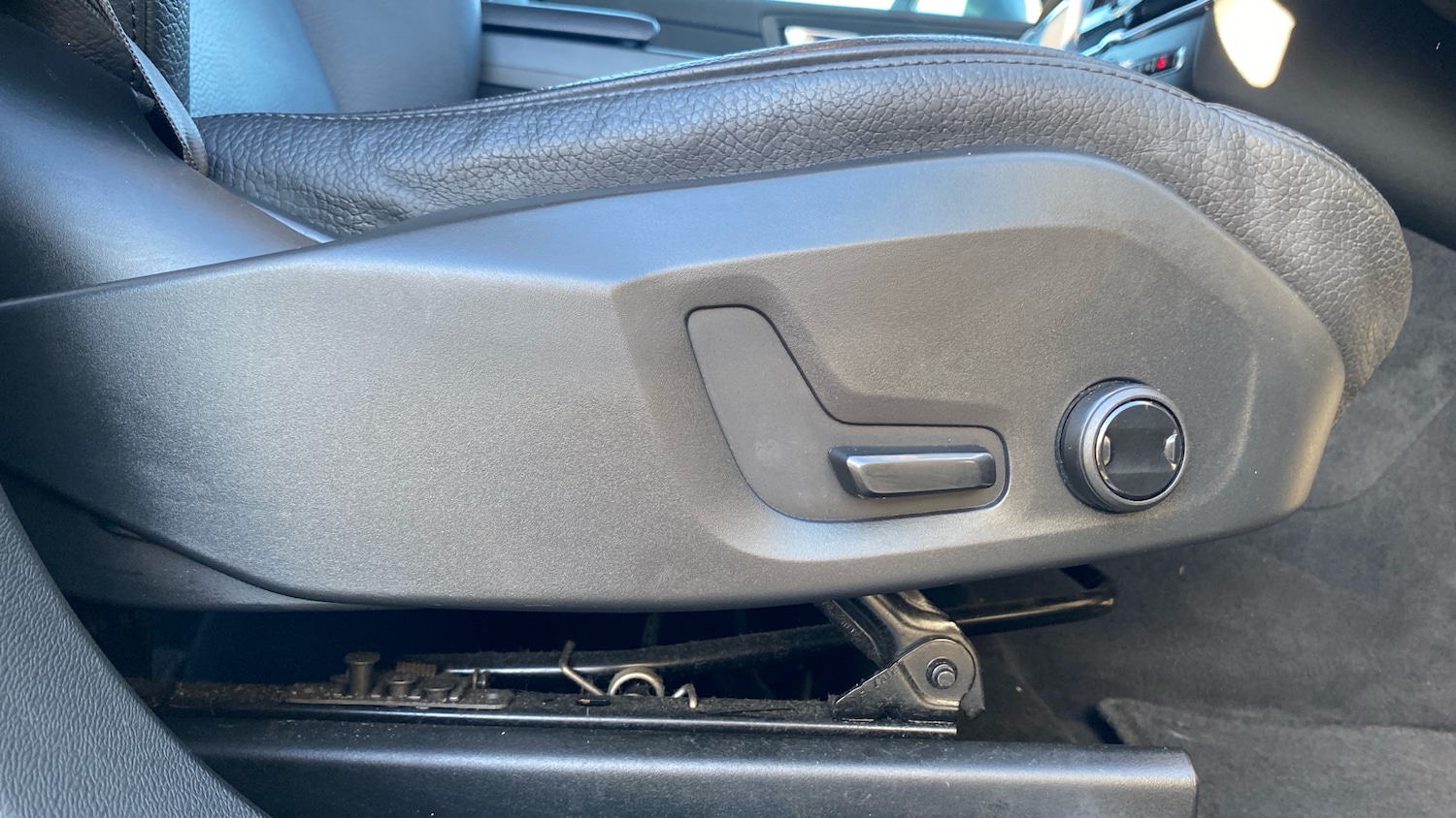 Used Volvo XC60 2021 for sale - 76684740: Photo 33