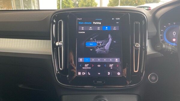 Used Volvo XC40 2023 for sale - 75627185: Photo 30