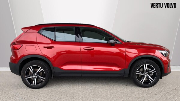 Used Volvo XC40 2023 for sale - 75627185: Photo 3