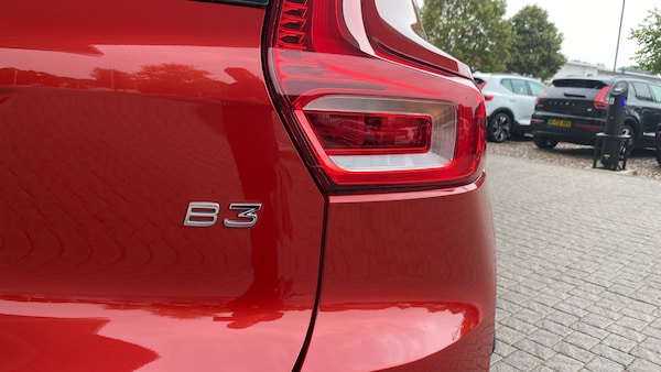 Used Volvo XC40 2023 for sale - 75627185: Photo 44
