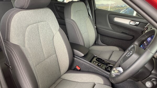 Used Volvo XC40 2023 for sale - 75627185: Photo 9