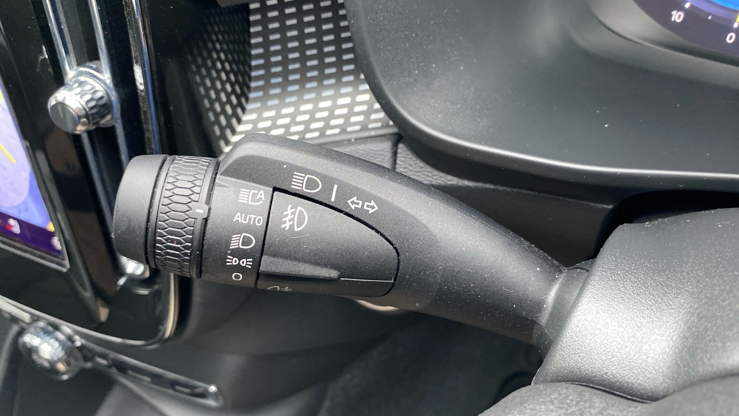 Used Volvo XC40 2025 for sale - 77589707: Photo 20