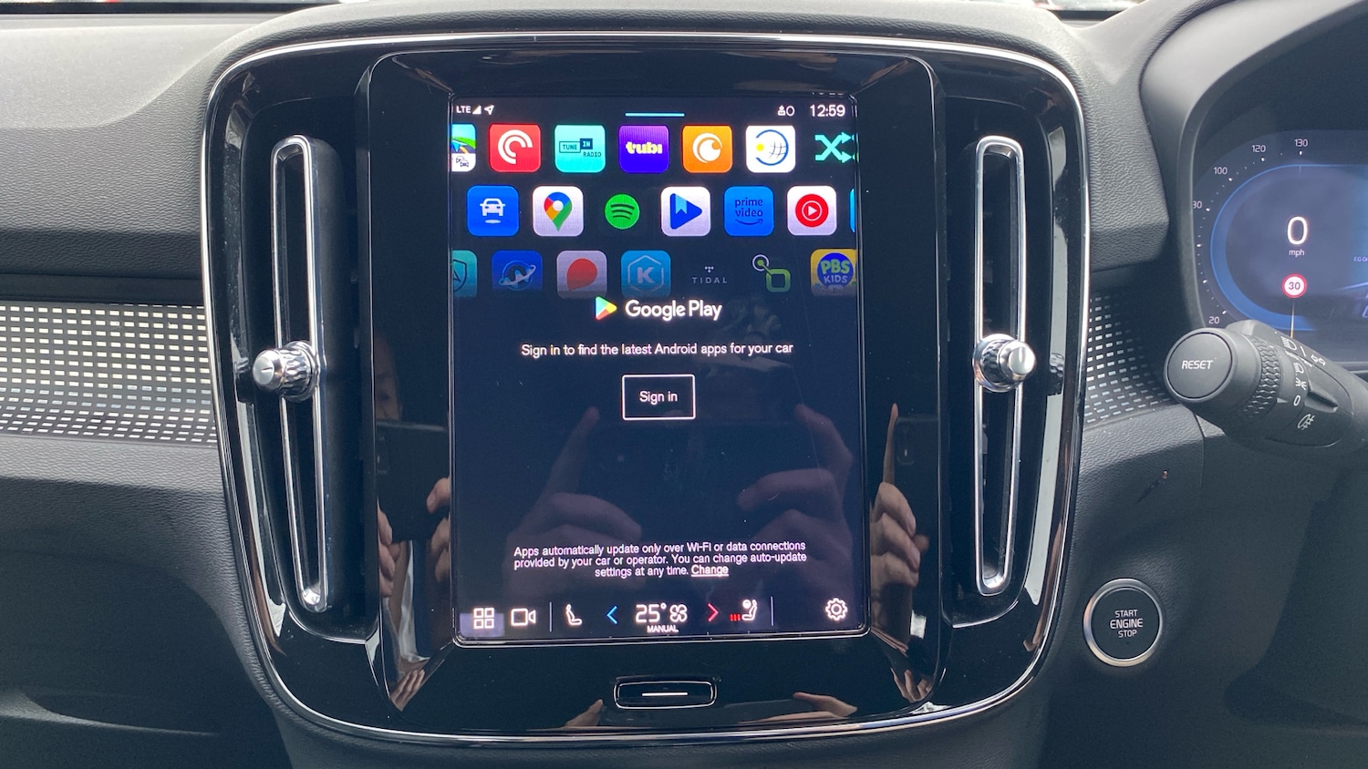 Used Volvo XC40 2025 for sale - 77589707: Photo 47