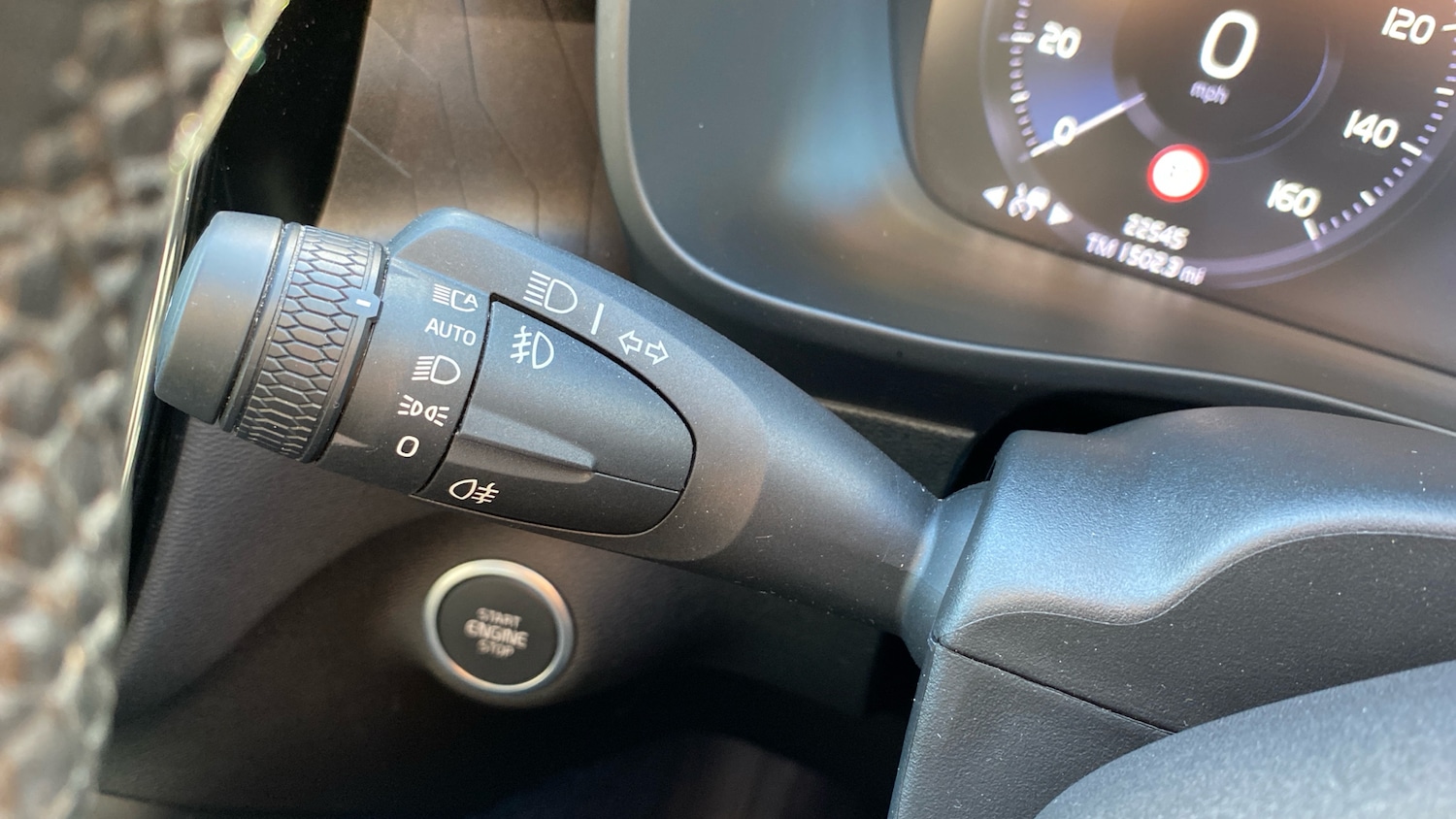 Used Volvo XC40 2022 for sale - 76653191: Photo 15