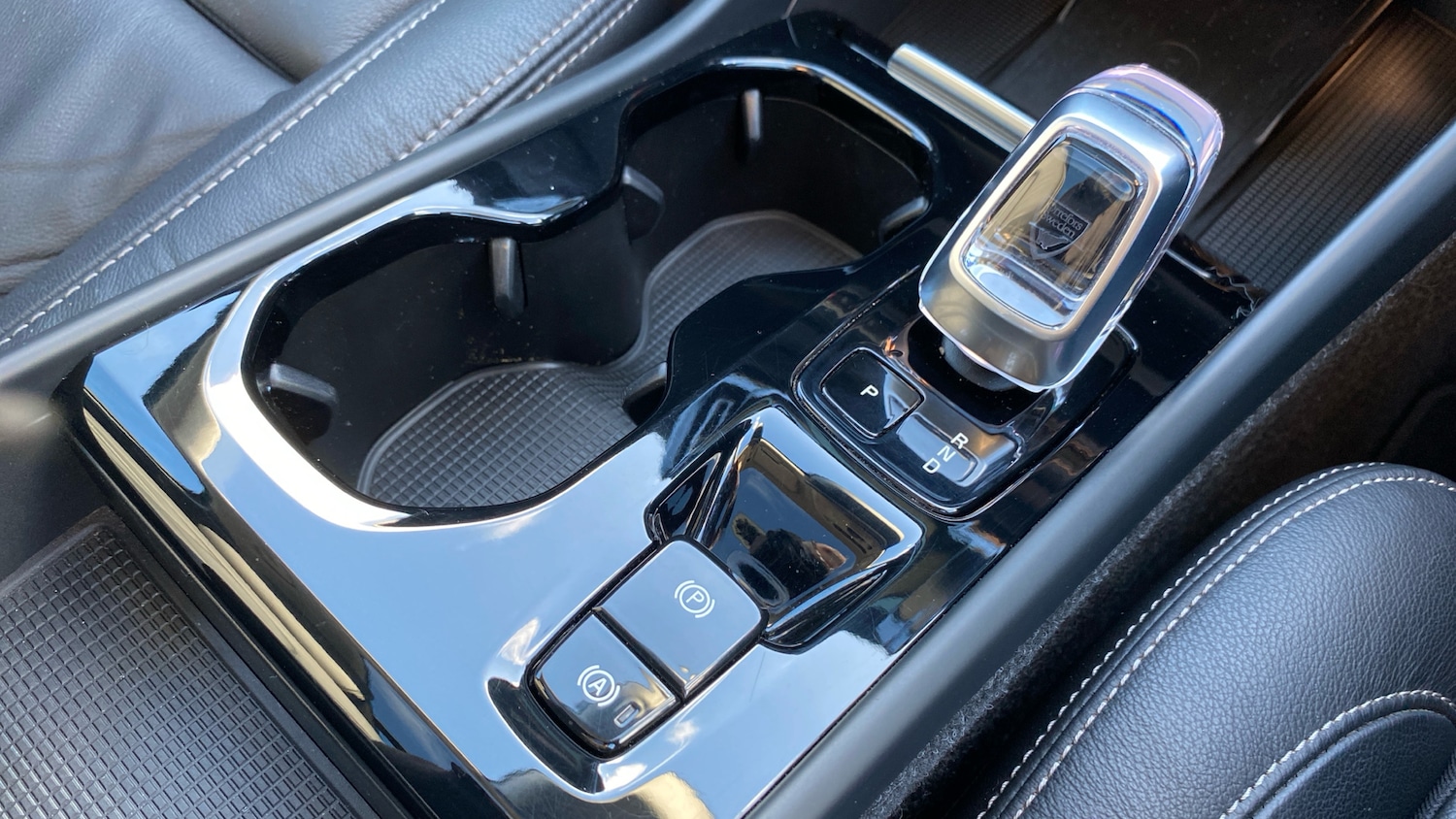 Used Volvo XC40 2022 for sale - 76653191: Photo 21