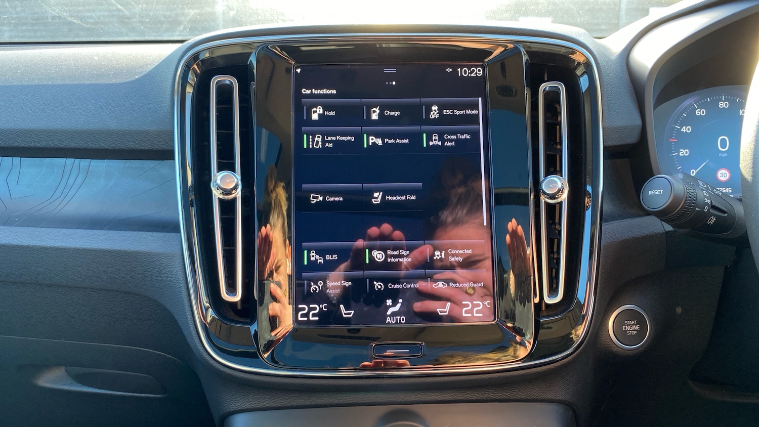 Used Volvo XC40 2022 for sale - 76653191: Photo 28