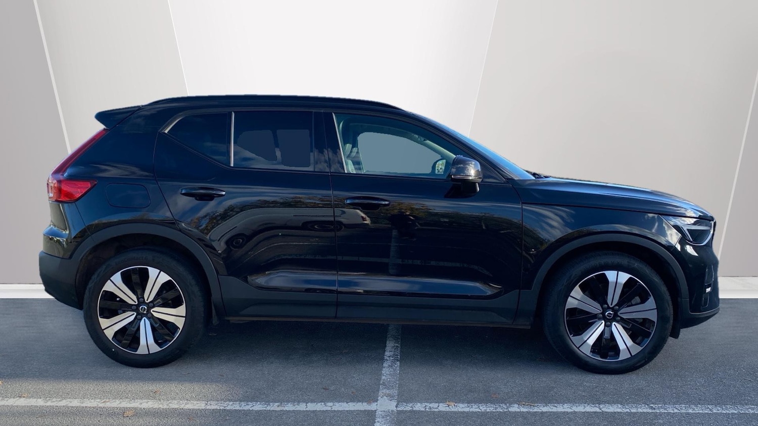 Used Volvo XC40 2022 for sale - 76653191: Photo 3